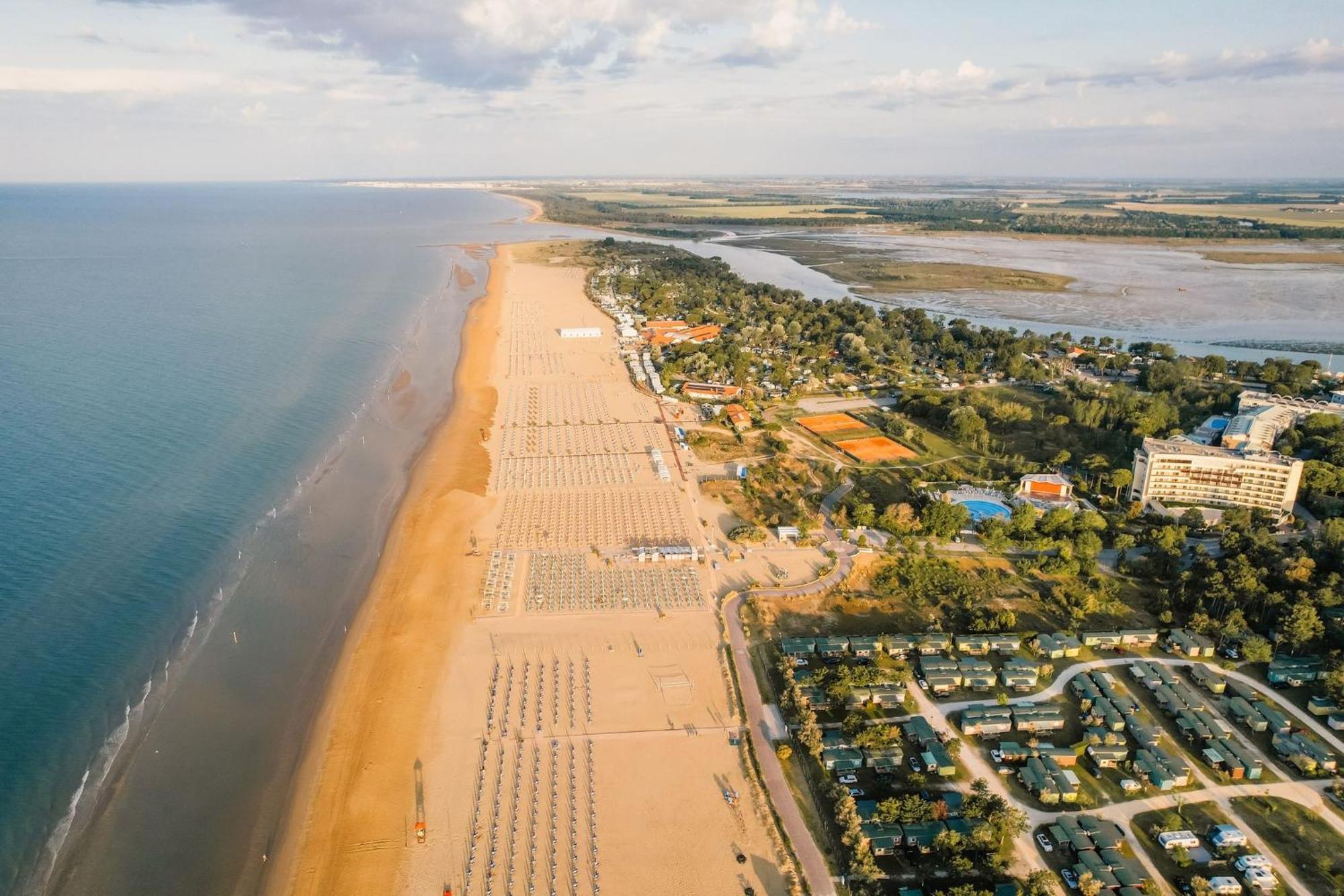 Cozy Villa 250 Metres From The Beach - Beahost - Bibione Exterior photo